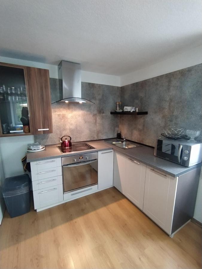 Apartman Karin Huty Exteriér fotografie