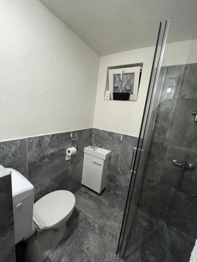 Apartman Karin Huty Exteriér fotografie
