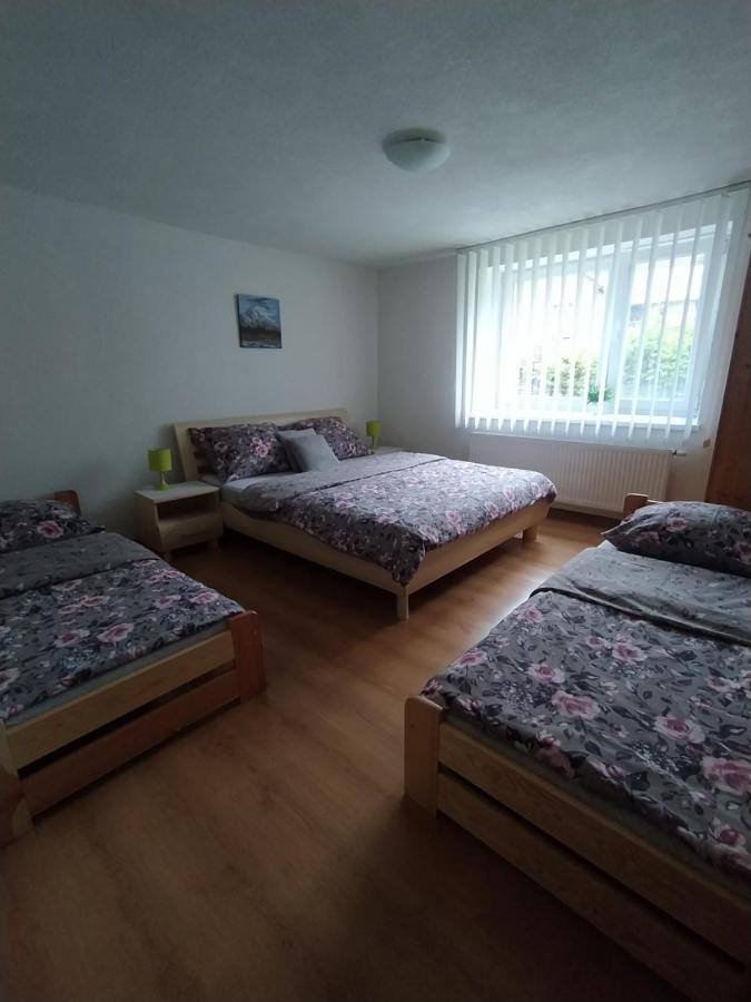 Apartman Karin Huty Exteriér fotografie