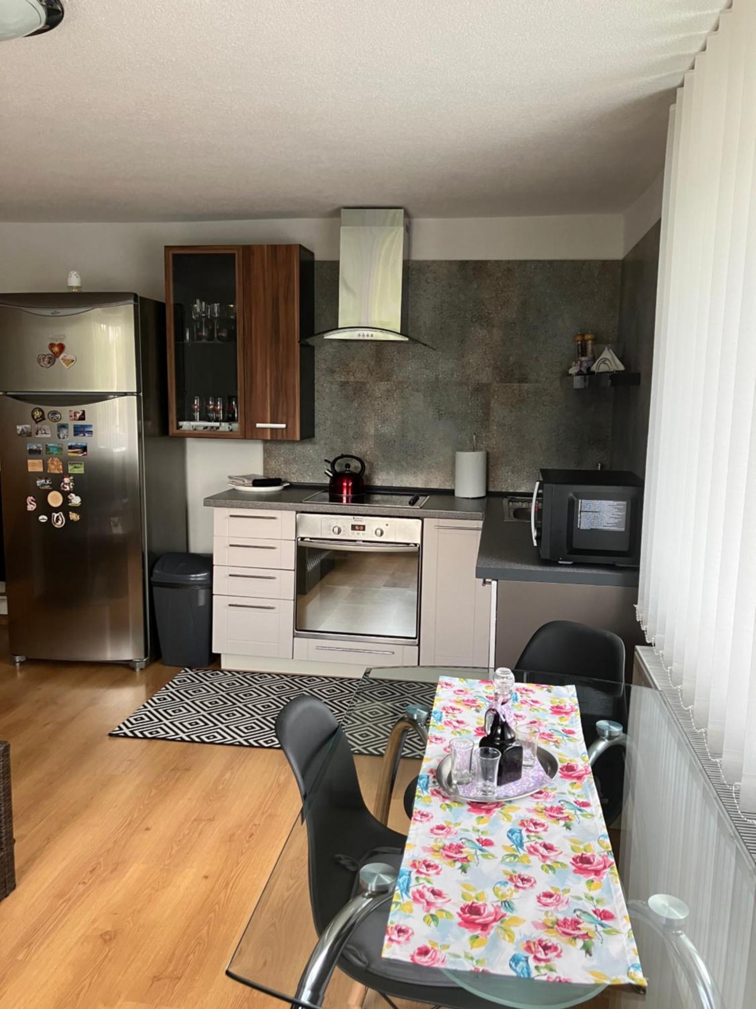 Apartman Karin Huty Exteriér fotografie